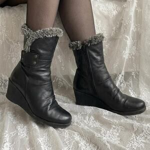 Vintage Leather Fur Trim Wedge Boots Goth Grunge Cyber Y2K Alt